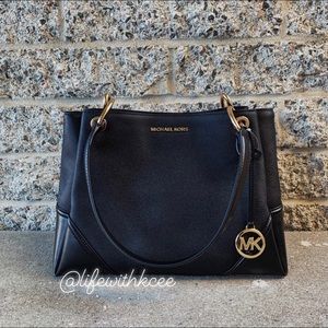 Michael Kors Nicole Large Shoulder Bag Black